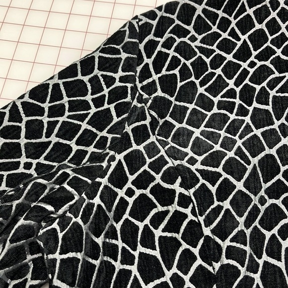 CHICO'S Geometric Metallic Silver/Black Button Down Holiday Party Jacket SZ XL - Picture 7 of 16